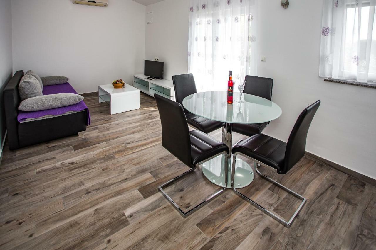 Apartments Buskulic Petrčane Kültér fotó