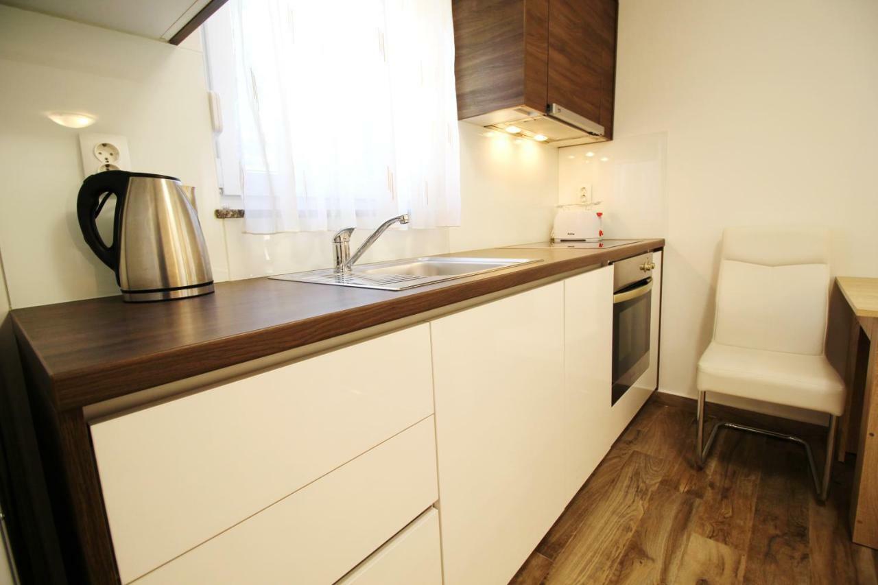 Apartments Buskulic Petrčane Kültér fotó