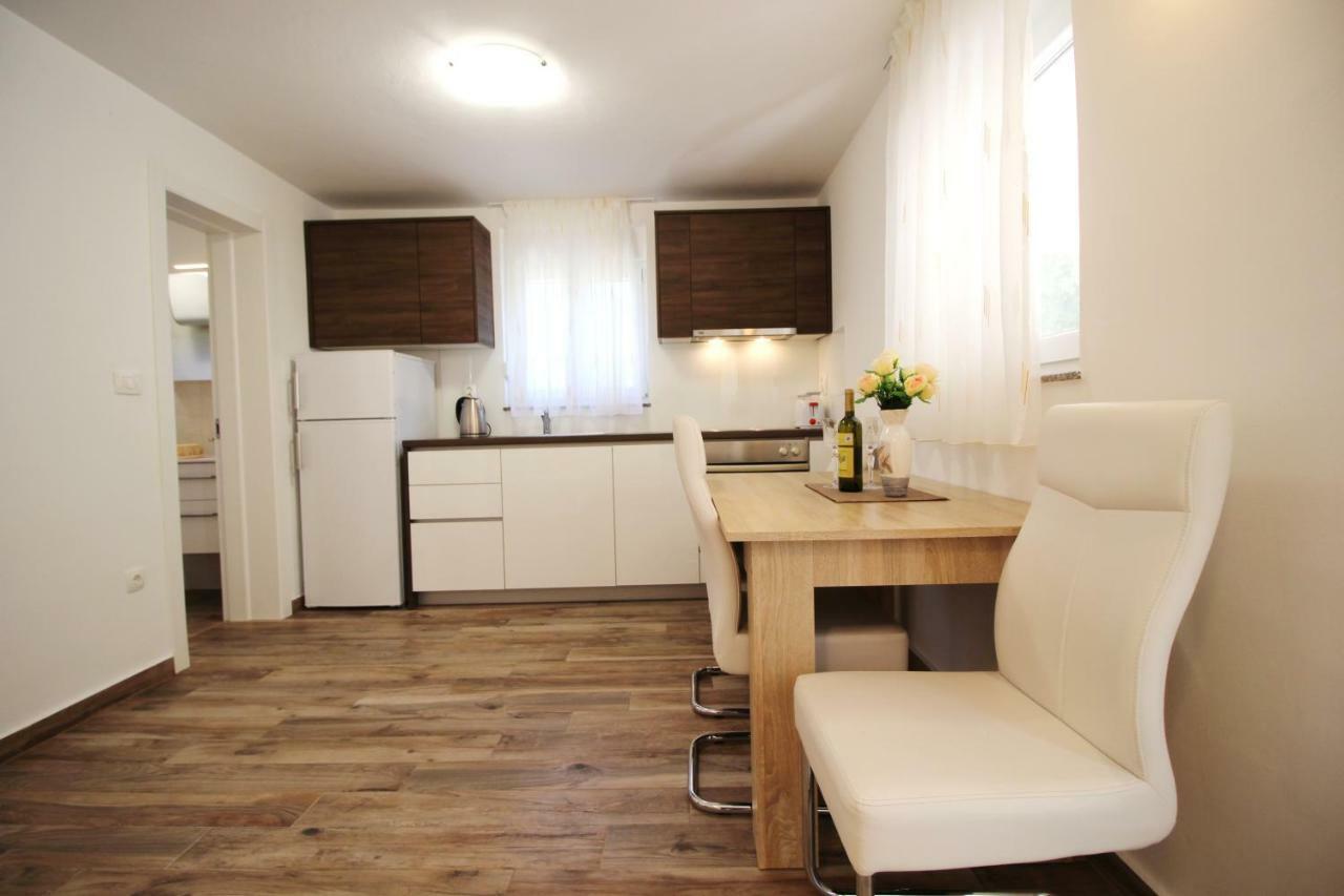 Apartments Buskulic Petrčane Kültér fotó